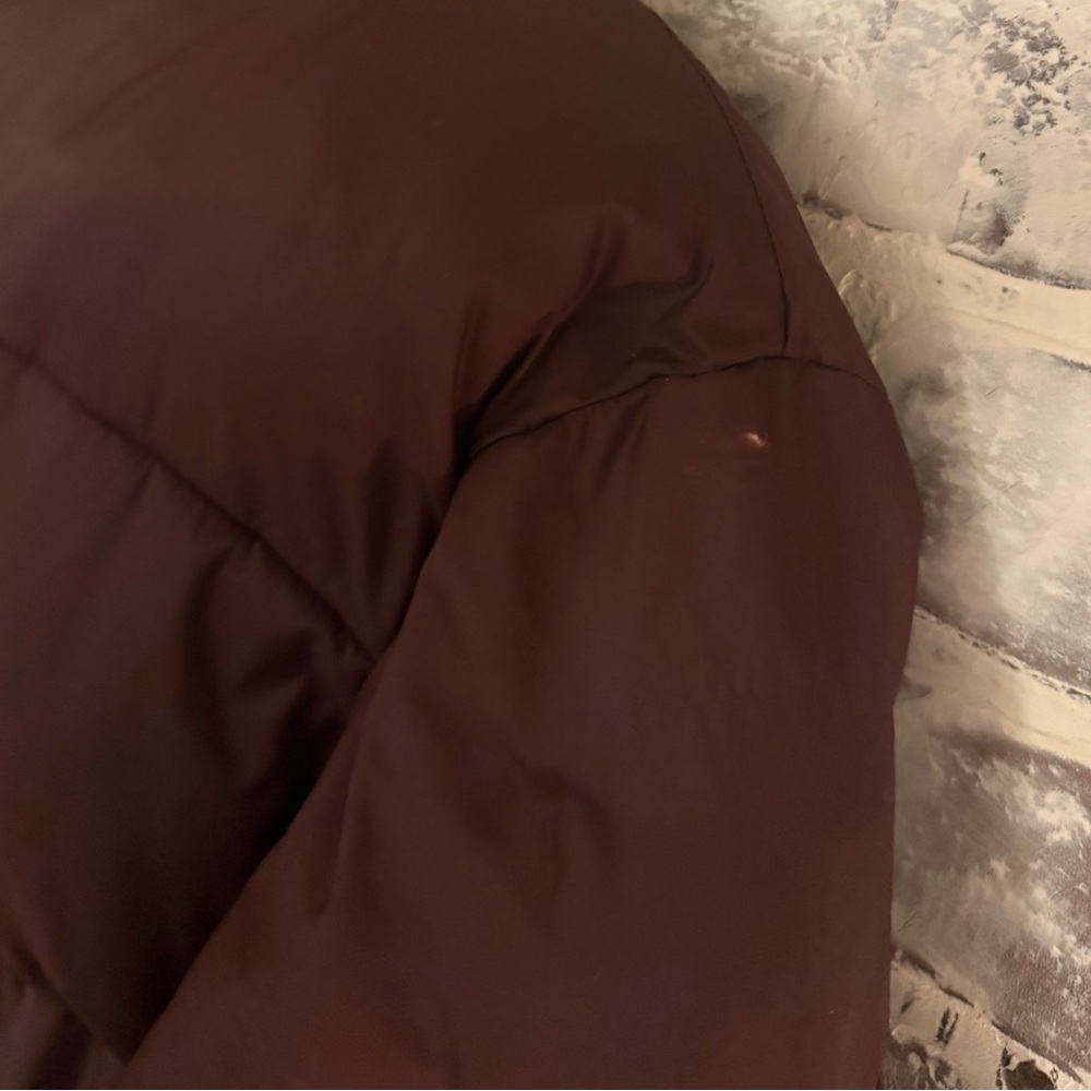 Alo Burgundy Gold Rush Cropped Puffer Jacket - Picture 8 of 8